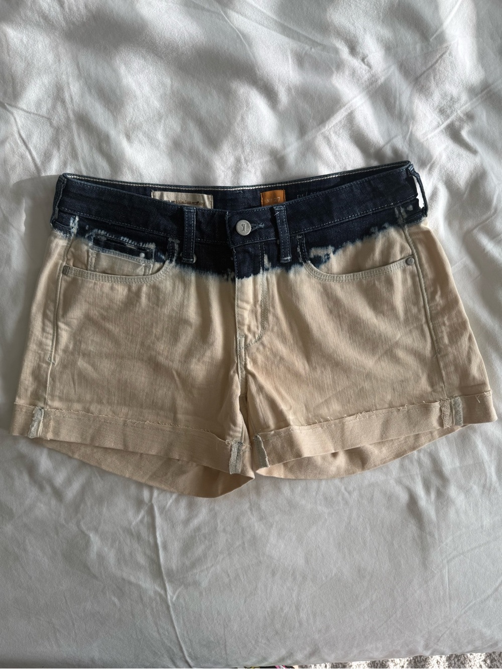 Anthropologie Pilcro Two-Tone Dip-Dye Mid-rise Jean Shorts - Picture 1 of 10
